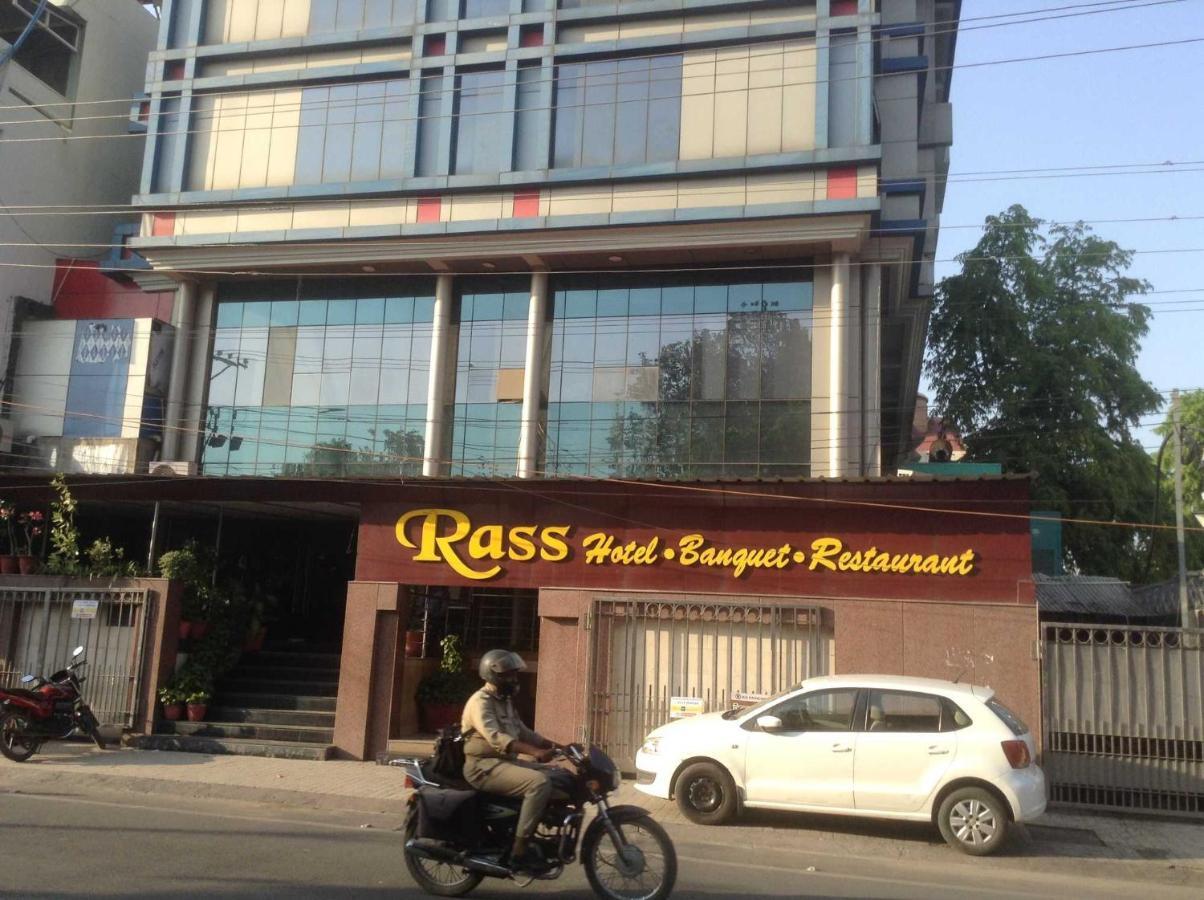 Rass Hotel Kanpur Dış mekan fotoğraf