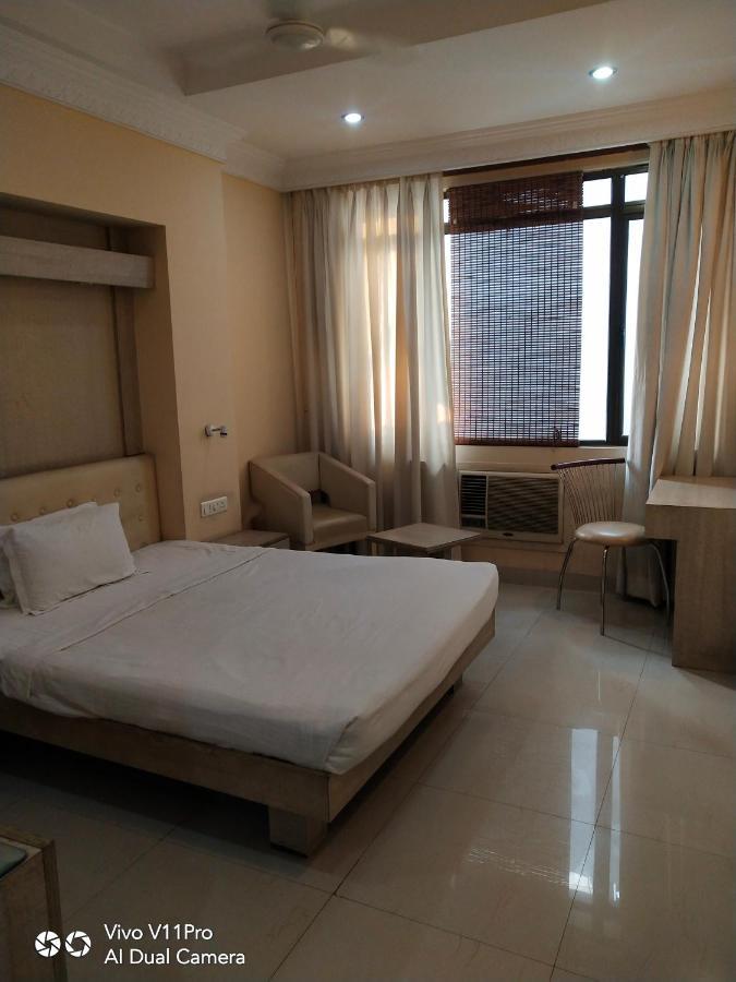 Rass Hotel Kanpur Dış mekan fotoğraf