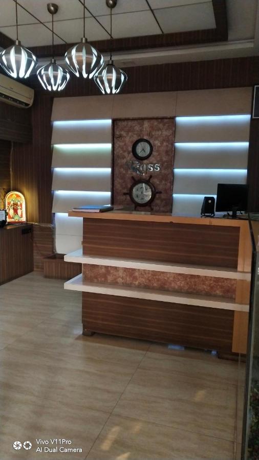 Rass Hotel Kanpur Dış mekan fotoğraf