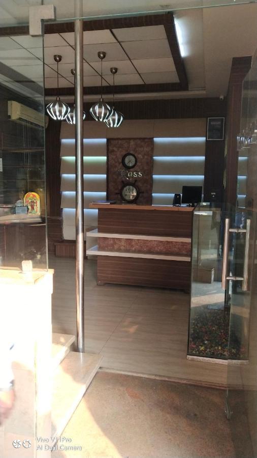 Rass Hotel Kanpur Dış mekan fotoğraf