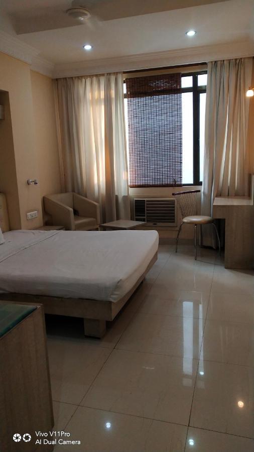 Rass Hotel Kanpur Dış mekan fotoğraf