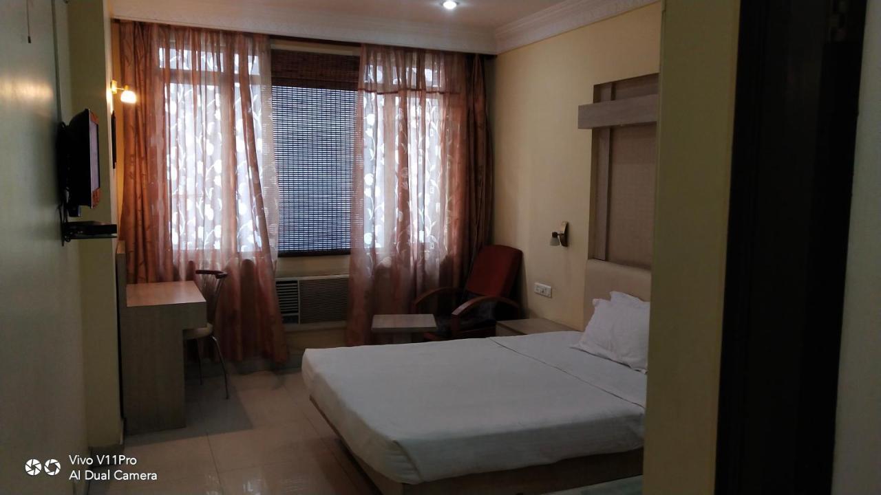 Rass Hotel Kanpur Dış mekan fotoğraf