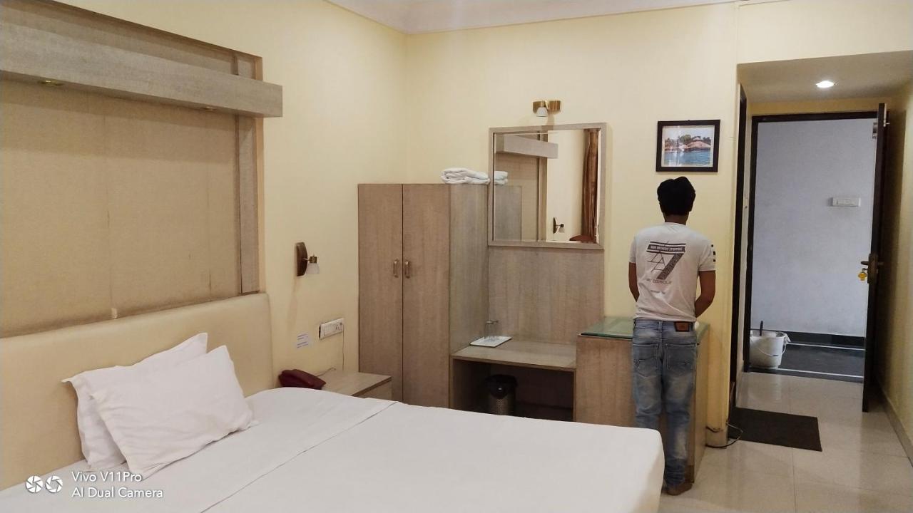 Rass Hotel Kanpur Dış mekan fotoğraf